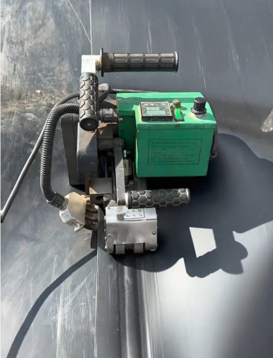 1764307573.png image.png